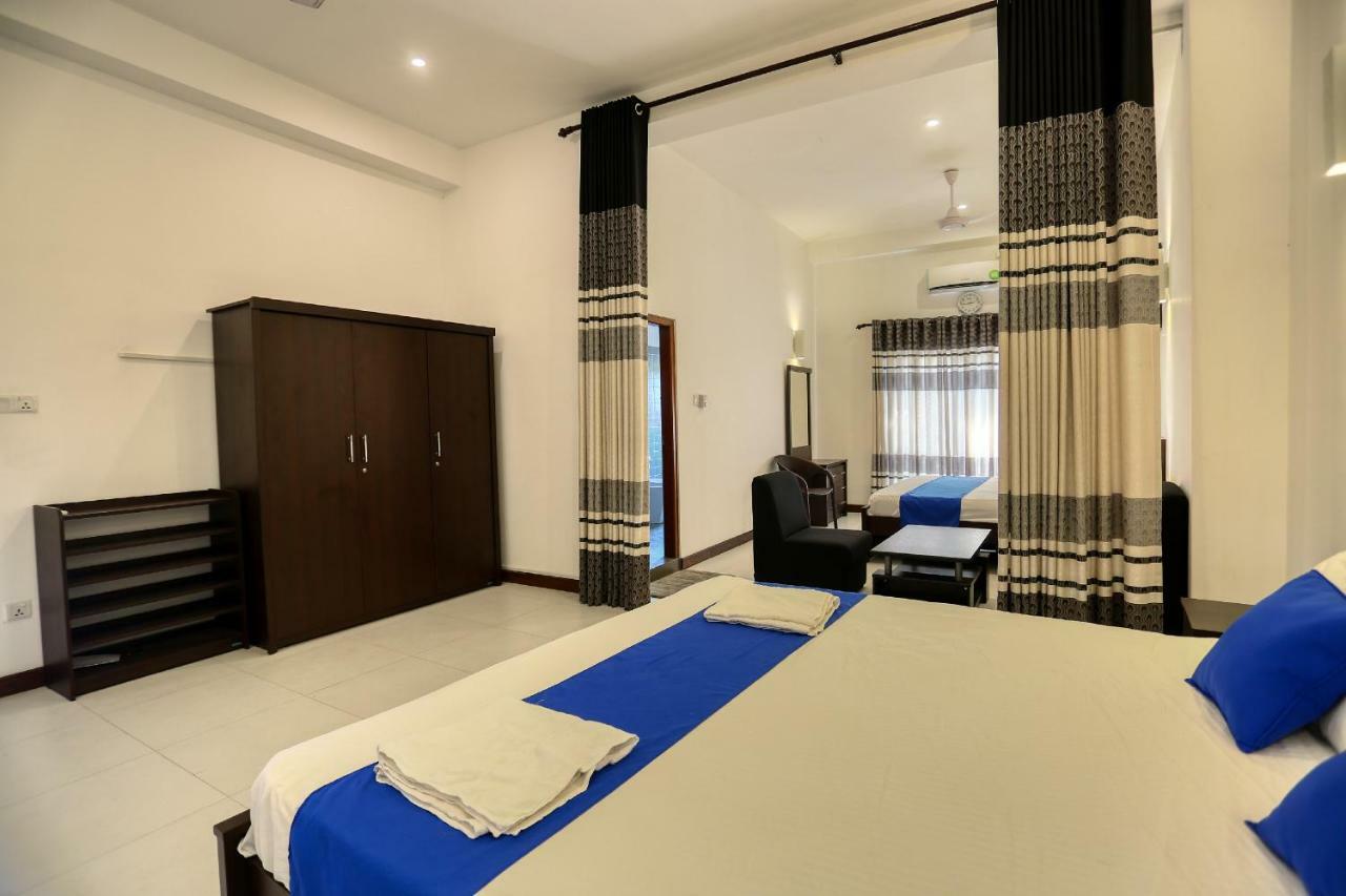 Yoho White House Apartment Galle Bagian luar foto